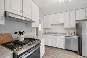 1174 Bowdoin St, San Francisco, CA 94134 - Photo 6