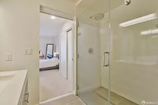 451 Donahue St, San Francisco, CA 94124 - Photo 34