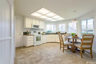 267 Ennismore Ct, Alameda, CA 94502 - Photo 10