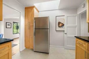 3427 Lincoln Wy, San Francisco, CA 94122 - Photo 10