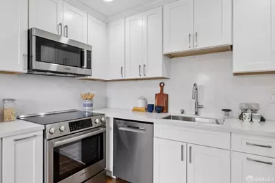 3711 Market Street #TOP, San Francisco, CA 94131 - Photo 8