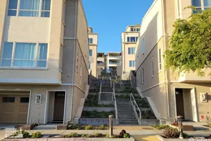 138 Summit Way, San Francisco, CA 94132 - Photo 94