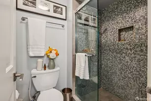 150 Lombard St, San Francisco, CA 94111 - Photo 32