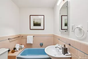 162 Stillings Ave, San Francisco, CA 94131 - Photo 26