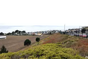 1101 Skyline Dr, Daly City, CA 94015 - Photo 2