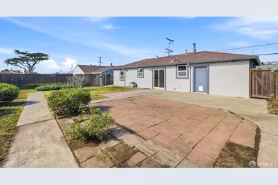 216 Avalon Drive, Pacifica, CA 94044 - Photo 32