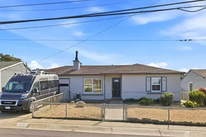216 Avalon Drive, Pacifica, CA 94044 - Photo 2