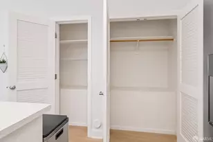 220 Lombard St, San Francisco, CA 94111 - Photo 12