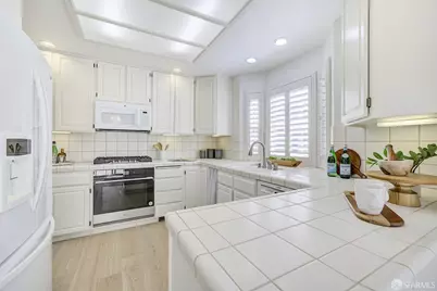 1595 Fifth Avenue, Belmont, CA 94002 - Photo 18