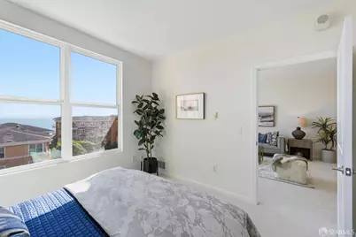 501 Crescent Way #5210, San Francisco, CA 94134 - Photo 10