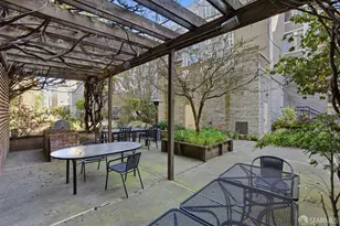 2060 Sutter St, San Francisco, CA 94115 - Photo 46