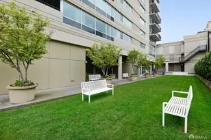 1388 Gough St, San Francisco, CA 94109 - Photo 26