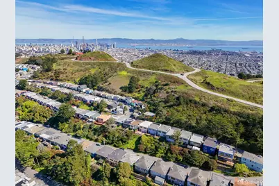 339 Panorama Drive, San Francisco, CA 94131 - Photo 30