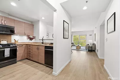 1 Mandalay Place #910, South San Francisco, CA 94080 - Photo 10