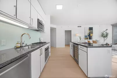 301 Main Street #12B, San Francisco, CA 94105 - Photo 10