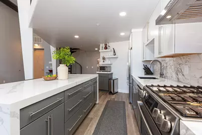 346 1st Street #305, San Francisco, CA 94105 - Photo 28