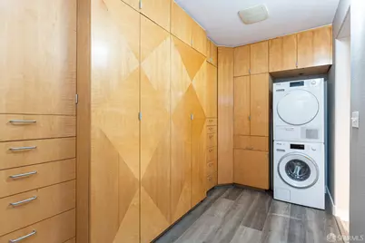 346 1st Street #305, San Francisco, CA 94105 - Photo 40