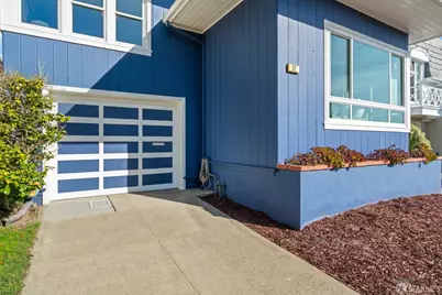 32 Lake Forest Drive, Daly City, CA 94015 - Photo 2