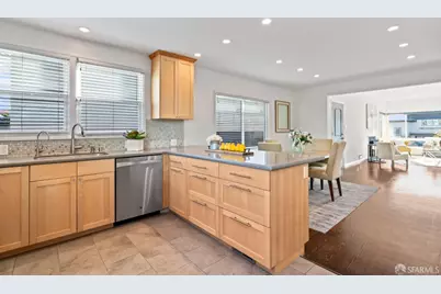 32 Lake Forest Drive, Daly City, CA 94015 - Photo 6