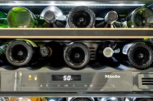 2525 Van Ness Ave, San Francisco, CA 94109 - Photo 8