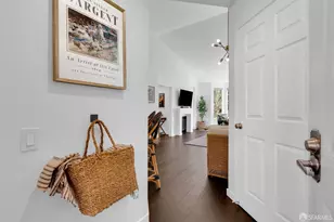 180 Caldecott Ln, Oakland, CA 94618 - Photo 2