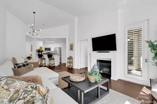 180 Caldecott Ln, Oakland, CA 94618 - Photo 12