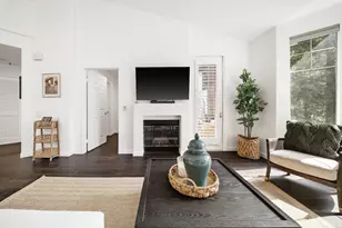 180 Caldecott Ln, Oakland, CA 94618 - Photo 16