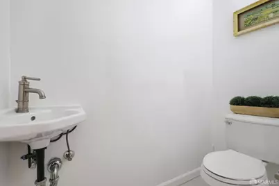 2050 16th Avenue, San Francisco, CA 94116 - Photo 24