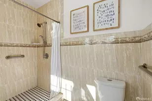 726 E 23rd St, Oakland, CA 94606 - Photo 24