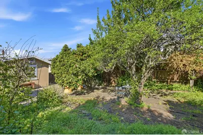 726 E 23rd Street, Oakland, CA 94606 - Photo 32