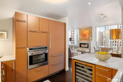 301 Mission Street #27C, San Francisco, CA 94105 - Photo 10