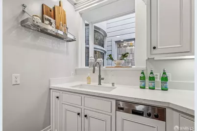 1301 Clay Street #2, San Francisco, CA 94109 - Photo 24