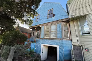 286 Crescent Ave, San Francisco, CA 94110 - Photo 2