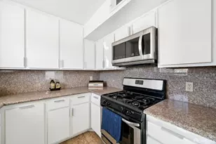 310 Atlas Dr, Hercules, CA 94547 - Photo 14