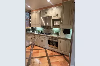 1701 Broadway Street #2, San Francisco, CA 94109 - Photo 24