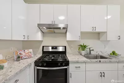 699 London Street, San Francisco, CA 94112 - Photo 14