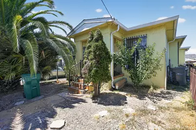1201 62nd Avenue, Oakland, CA 94621 - Photo 1