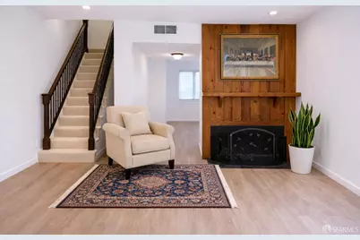 8 Sheffield Court, San Pablo, CA 94806 - Photo 2