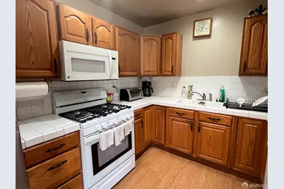 10 Bradford Drive, South San Francisco, CA 94080 - Photo 6