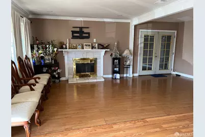 10 Bradford Drive, South San Francisco, CA 94080 - Photo 2