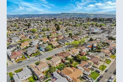 1384 Advent Avenue, San Leandro, CA 94579 - Photo 74