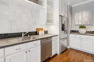 1880 Jackson St, San Francisco, CA 94109 - Photo 34