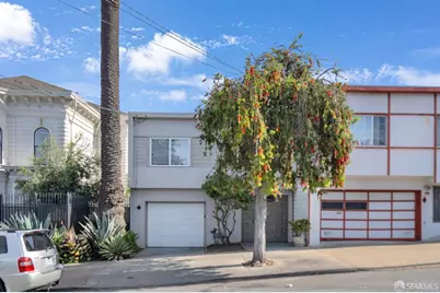1560 McKinnon Avenue, San Francisco, CA 94124 - Photo 2