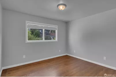 1560 McKinnon Avenue, San Francisco, CA 94124 - Photo 16