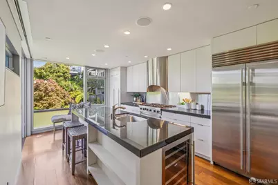 1170 Chestnut Street, San Francisco, CA 94109 - Photo 14