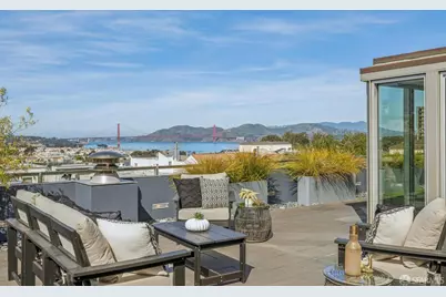 1170 Chestnut Street, San Francisco, CA 94109 - Photo 2