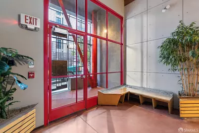 18 Lansing Street #302, San Francisco, CA 94117 - Photo 2