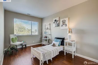 1036 Clubhouse Drive, Hayward, CA 94541 - Photo 12