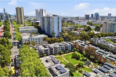 35 Lottie Bennett Lane #4, San Francisco, CA 94115 - Photo 44