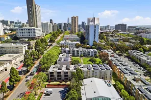 35 Lottie Bennett Ln, San Francisco, CA 94115 - Photo 50